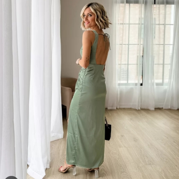 NWT Abercrombie & Fitch Dress - Picture 3 of 12